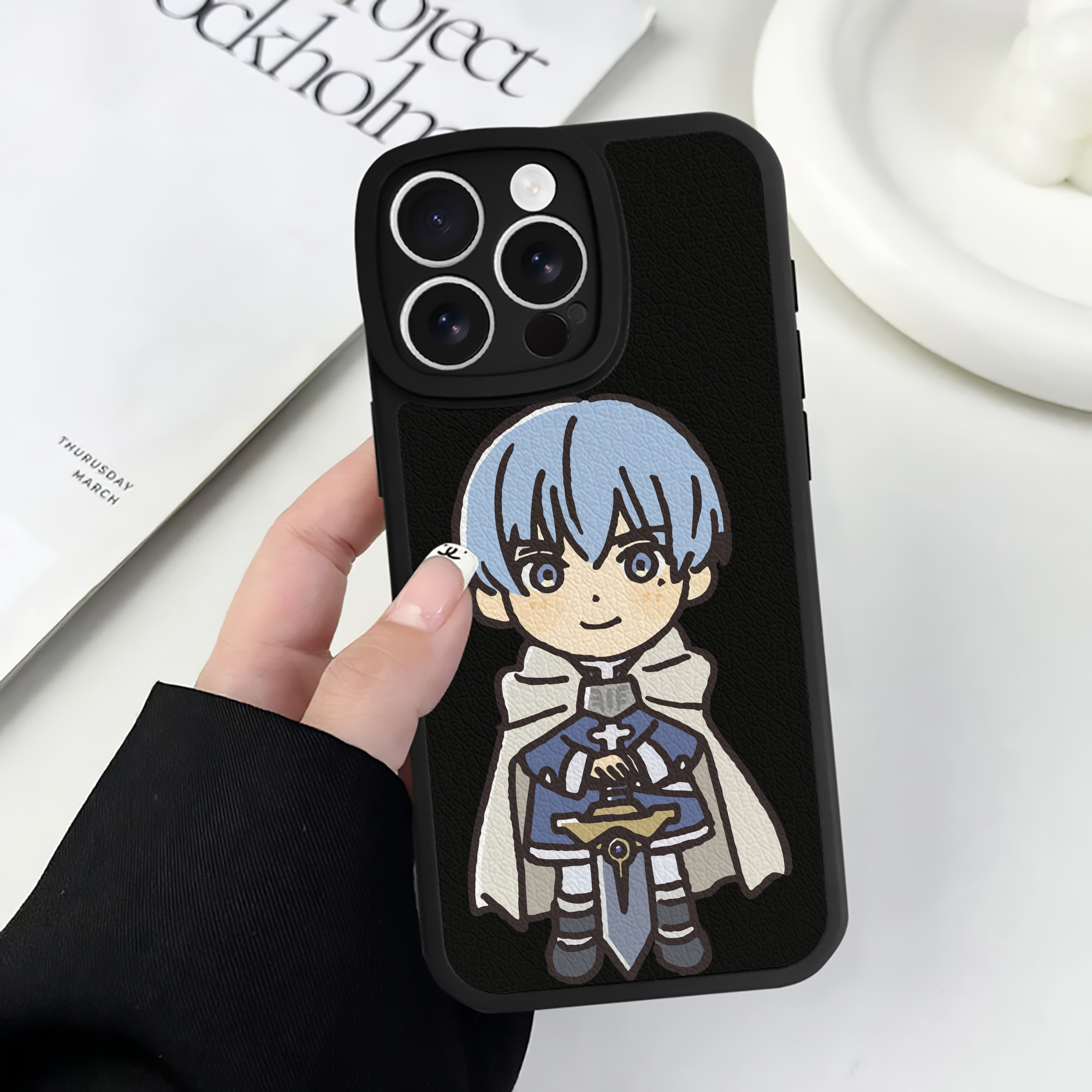 （画像用） 葬送のフリーレン Frieren 【iPhone 16シリーズ対応】シリコンスマホケース（レザー調） 材質：シリコン